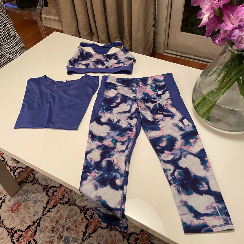 Champion 3 piece Watercolor Print Set